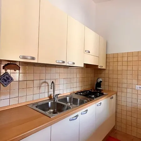 La Domus Di Jacqueline Apartment *