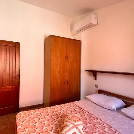 La Domus Di Jacqueline San Teodoro (Sardinia)