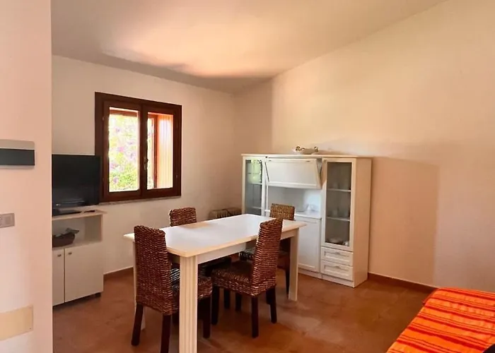 La Domus Di Jacqueline شقة سان تيودورو