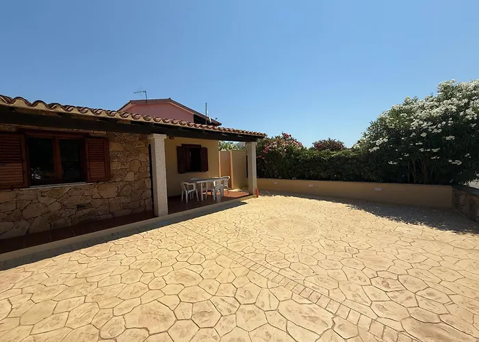 La Domus Di Jacqueline شقة سان تيودورو