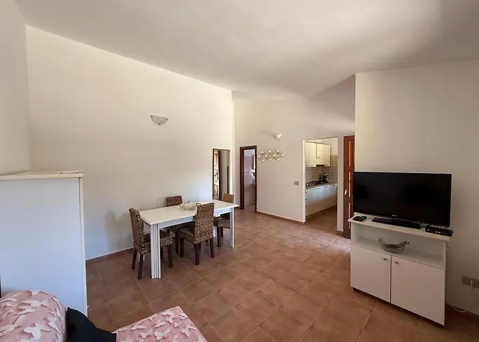 شقة La Domus Di Jacqueline سان تيودورو