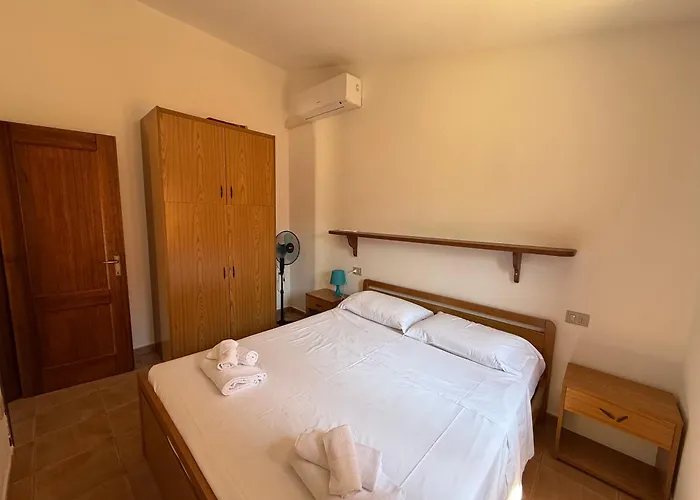 شقة La Domus Di Jacqueline سان تيودورو